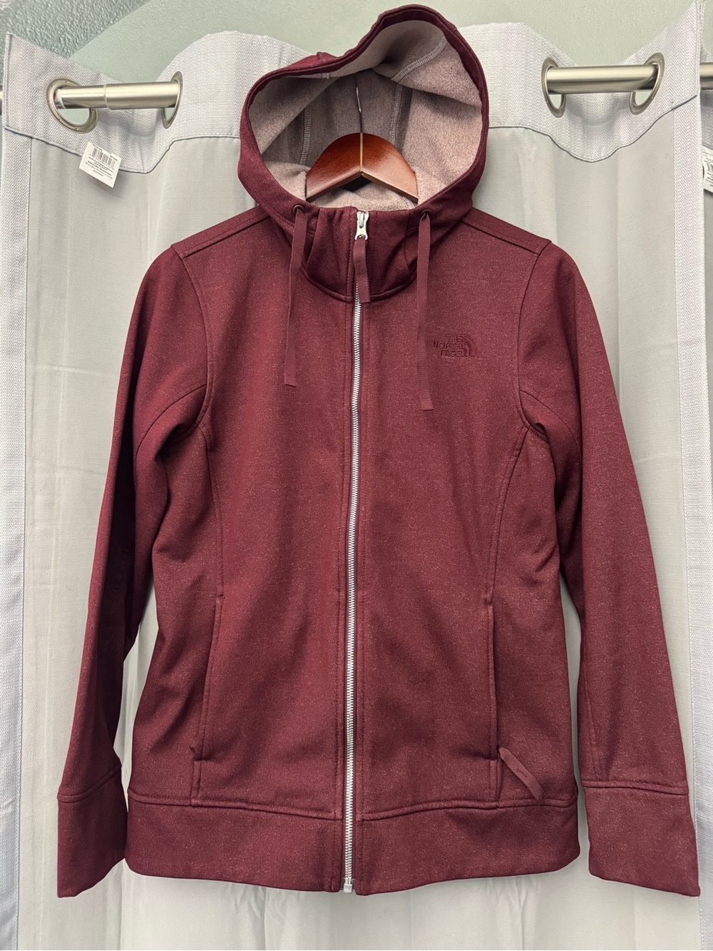 The North Face Women's Maroon Full-Zip Hooded Jacket Medium